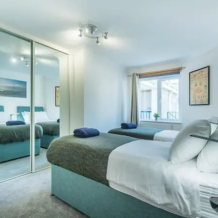 Ocean View Penthouse * Penzance